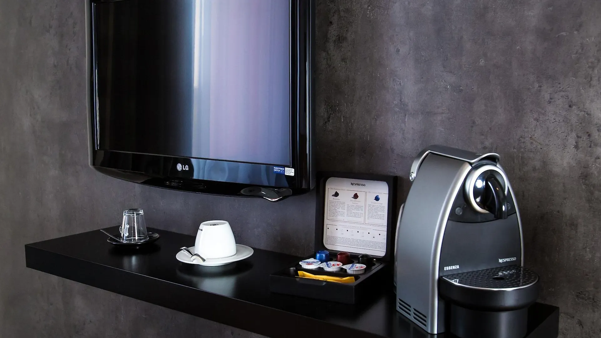 Hotel Amadeus Hannover 4*,