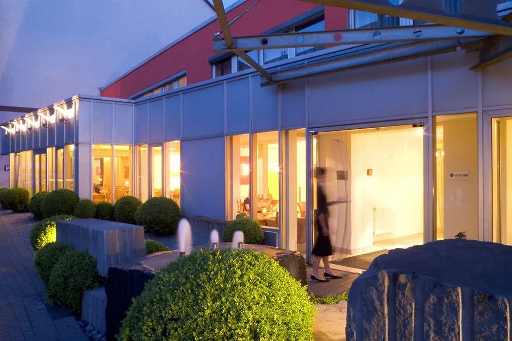 Hotel Amadeus Hannover 4*,