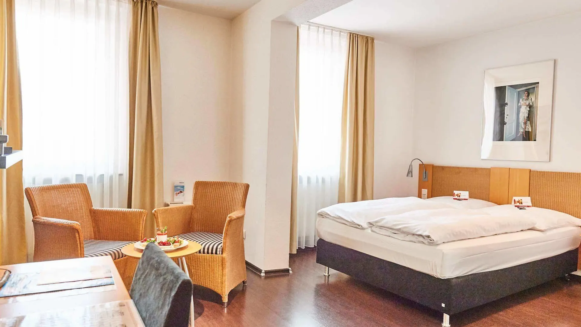 Hotel Amadeus Hannover 4*,