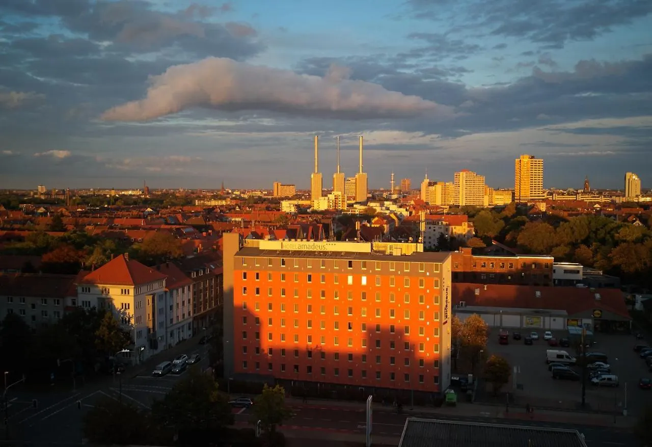Hotel Amadeus Hannover 4*,